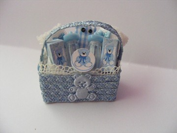 BLUE FILLED BABY BASKET KIT